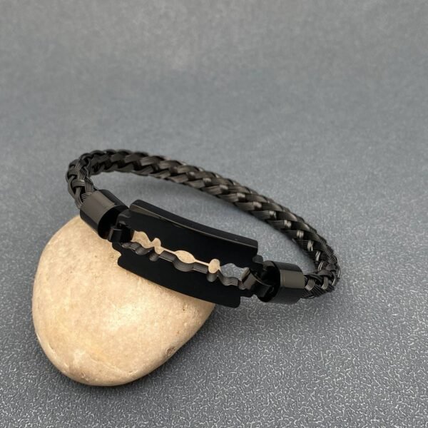 2025/05/1000423793.jpg Bracelet à lame en Acier Inoxydable(noir)