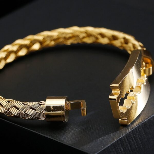 2025/05/1000423799.jpg Bracelet en Acier Inoxydable Plaqué Or