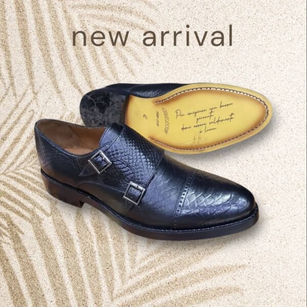 IMG-20250810-WA0030 Soulier Double Boucle en Cuir Prestigieux