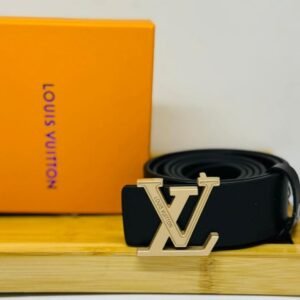 IMG-20250813-WA0012 Louis Vuitton Ceinture en Cuir