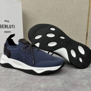 IMG-20251216-WA0026_1 Basket Berluti Shadow en bleu marine